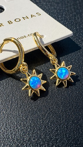 Oliver bonas opalite sun charm - opalite,