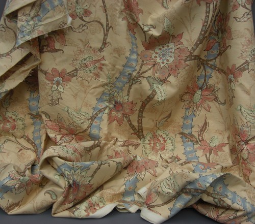 Vintage chintz look 1980s