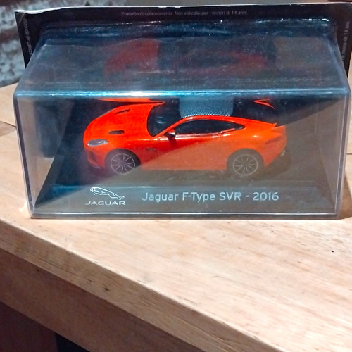 Jaguar type svr 2016 - f-type,