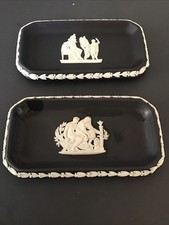 2x VINTAGE WEDGWOOD BLACK