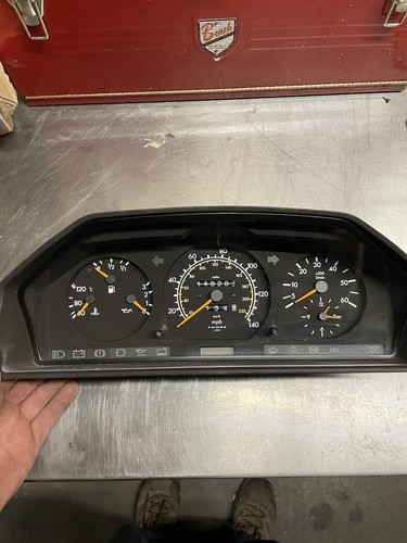 Mercedes 124 instrument - mercedes,