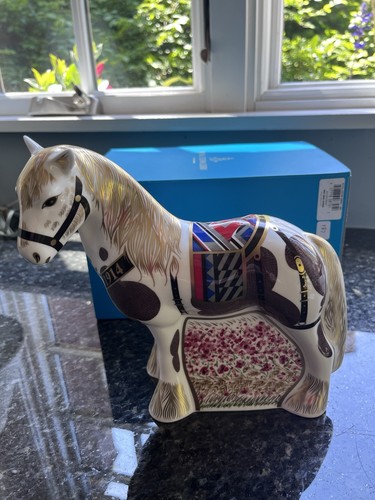 Royal crown derby war - royal, horse