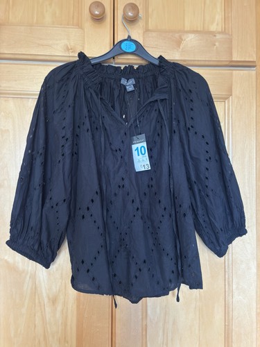 Black broderie blouse cut - broderie,