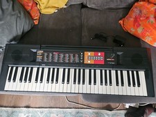 Yamaha PSR-F51 61-Key Digital