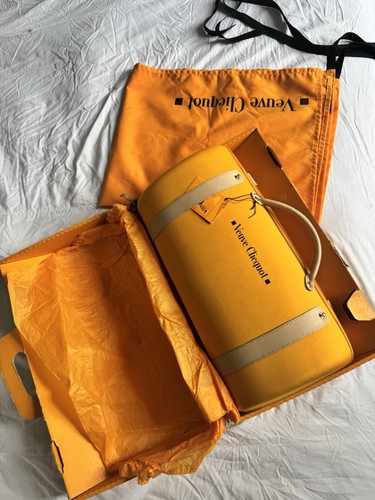 Veuve clicquot traveller - veuve,