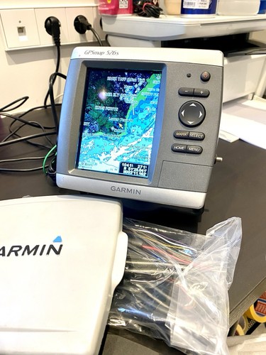 Garmin gpsmap 526s - garmin,
