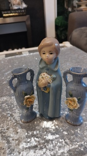 Lovely porcelain ornaments - lovely,