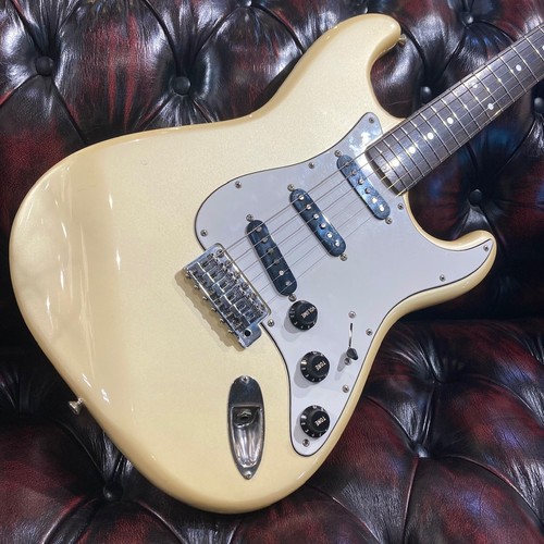 Fender japan st72 pearl - japan, st72-55
