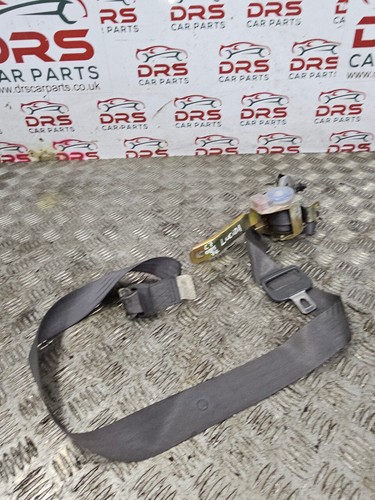 Toyota lucida seat belt nsf - toyota,