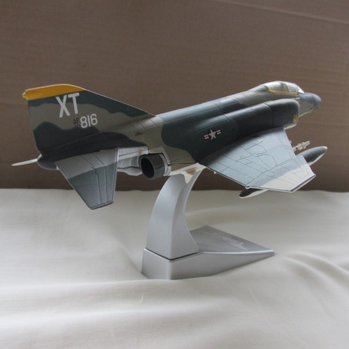 Corgi aa33204 mcdonald - 1/72,