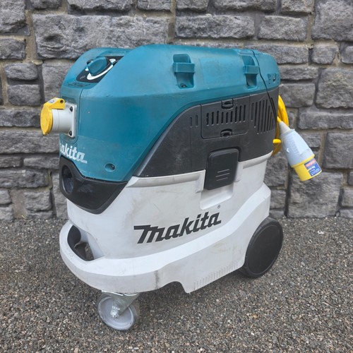Makita vc4210m 110v amp m - vc4210m,
