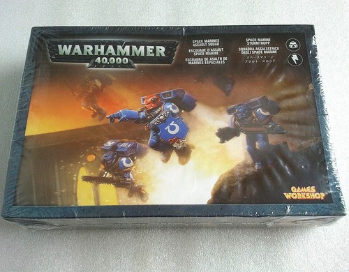 Sealed space marine - marine, assault