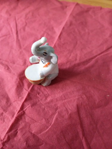 1950s wade trunky - trunky, the