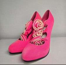 Ladies used pink size 6