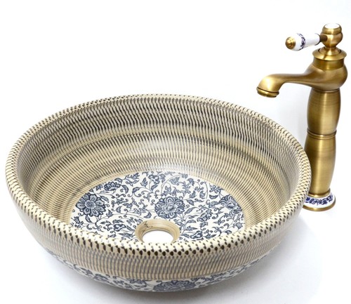 Vintage bathroom cloakroom - vintage,
