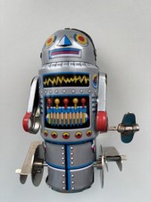 Robot-7 Mechanical Walking Toy