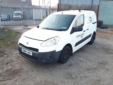 08-18 PEUGEOT PARTNER MK2