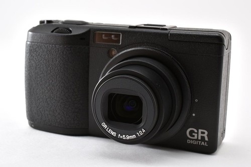 Ricoh digital 1st gen - ricoh, 8.1mp