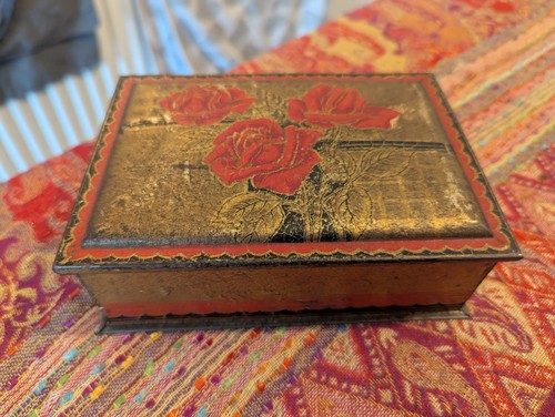 Vintage cws metal - metal, tin