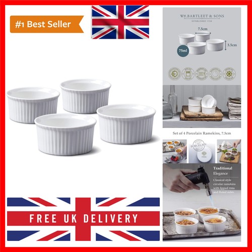 Set traditional porcelain - of,