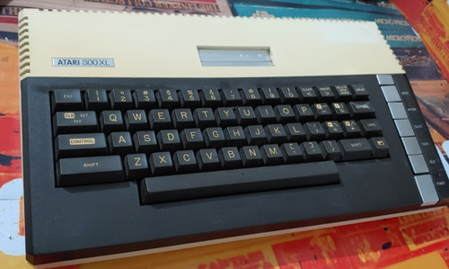 Atari 800 - atari,