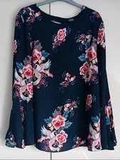 STAR by Julien Macdonald Black