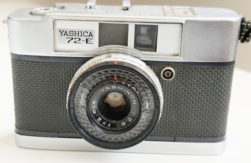 Yashica half frame 35mm - half,