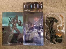 Aliens Xenomorph Brown Variant NECA Toys