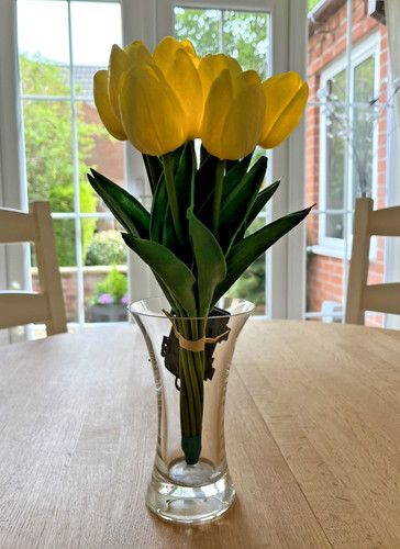 Radiant romantic yellow led - radiant,