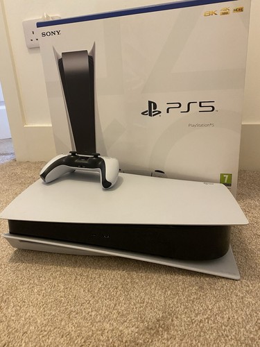 Playstation 825gb white - 5,