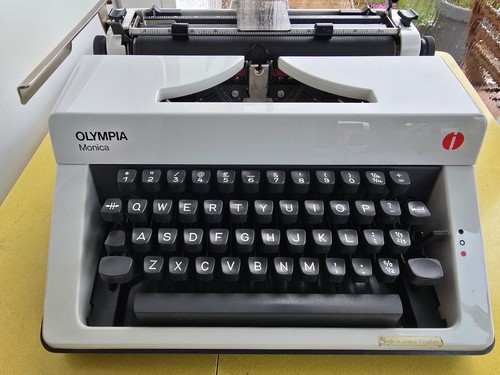 Olympia monica portable - monica,