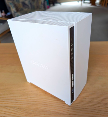 Qnap 233 bay nas 2gb - ts-233,