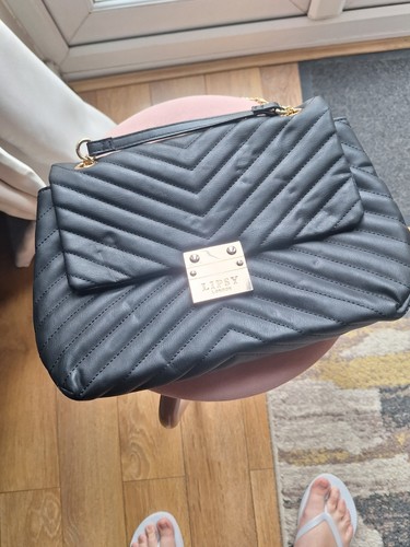 Lipsy london bag - london,