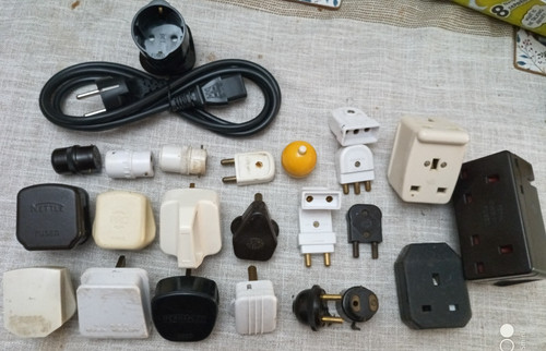 Amp plugs and - 13,