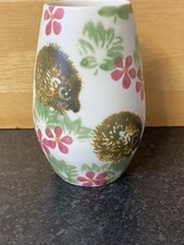 Ben Thomas Hornsea Pottery Hedgehog Flowers Leaves Design Vase
