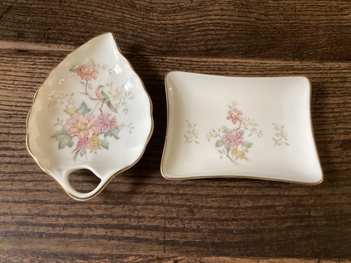 Pair royal doulton english - of,