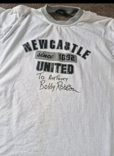 Bobby robson signed newcastle - bobby,