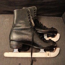 Vintage Ice Skates Black