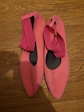 Ladies Size 9.5uk Pink Dolly Shoes Closed Toe