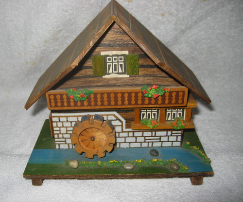 Vtg black forest chalet music - vtg,