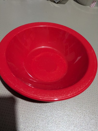 Harfield red plastic bowls - red,