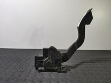 1369473080 accelerator pedal