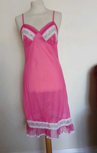 Vintage 100 nylon pink - vintage,