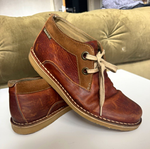 Red dead lace boot - up, ankle