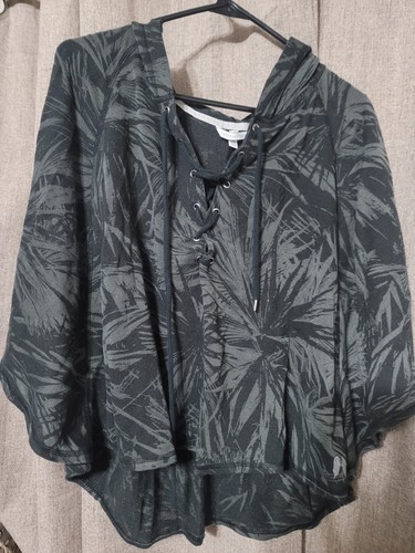 Victoria secret poncho - victoria,