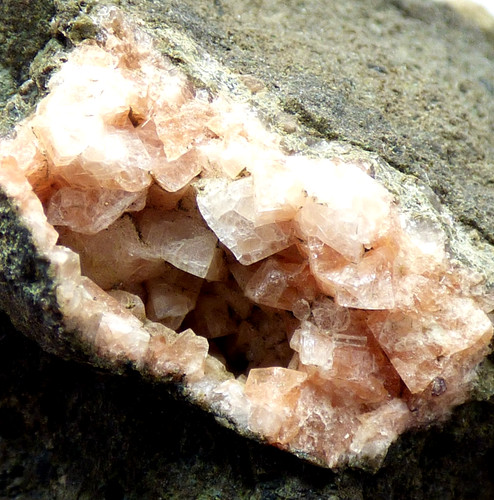 Pink chabazite analcime etc - pink,