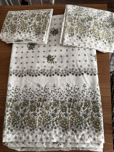 Vintage retro flowers double - retro,
