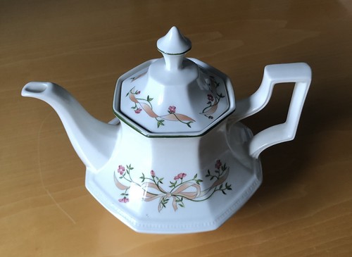 Large vintage johnson brothers - large,
