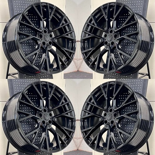 Gloss black staggered - 22",