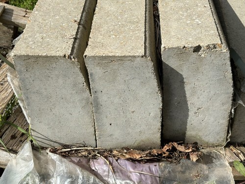 Concrete half battered kerb - battered,